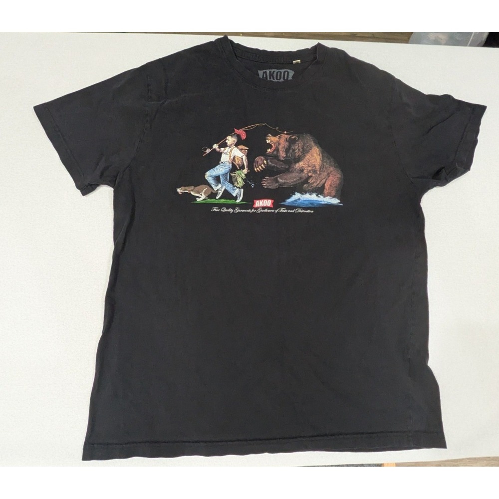 AKOO Graphic T-Shirt Mens XL Black Excellent Bear Fishing Outdoor Tee